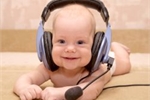 Maartje helpt je graag de geluiden van je baby nog beter te herkennen 